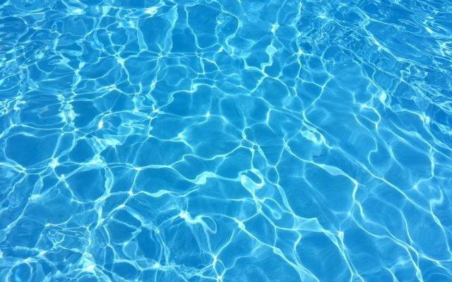 4-year-old Minneapolis girl dies after being found in pool